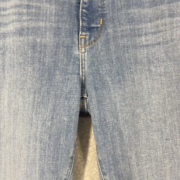 Levi’s 311 Shaping Skinny Jeans 👖 Light Wash Women’s 33 - Picture 5 of 9